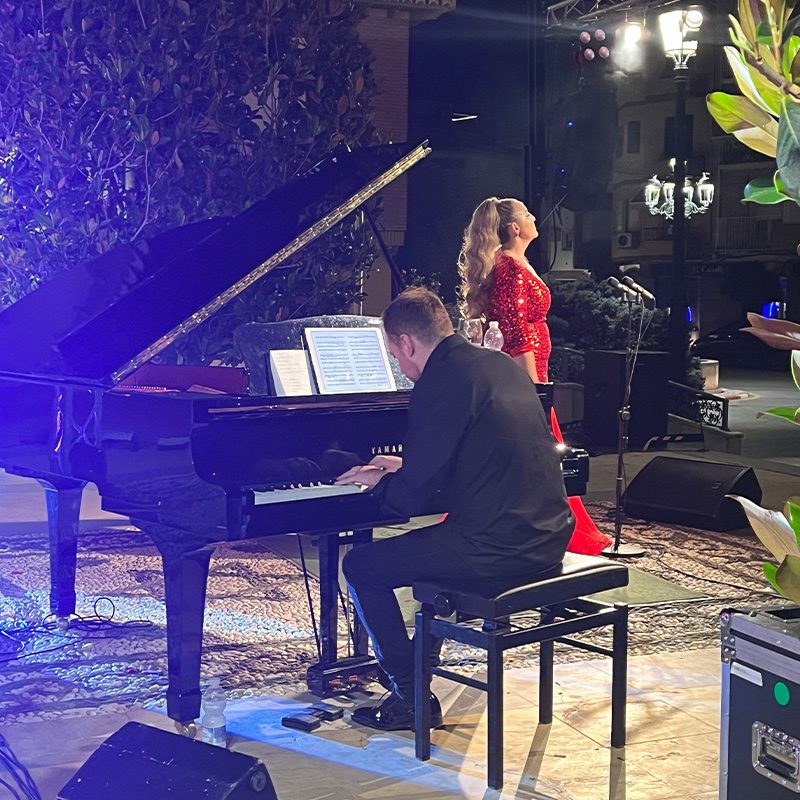 Contratación de Equipos de Sonido